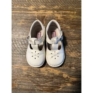 L’Amour Mary Jane’s Shoes Size 8 Toddler